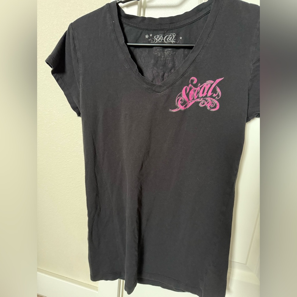 Black SoCal V-Neck T-Shirt with Pink Logo